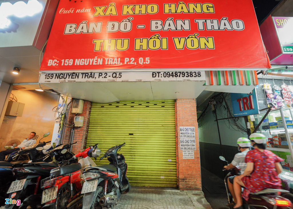 Bất động sản dần phục hồi, mặt bằng bán lẻ vẫn ảm đạm