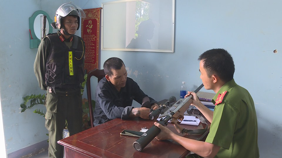 V&acirc;y r&aacute;p đối tượng nghiện ma t&uacute;y, v&aacute;c s&uacute;ng đi&hellip;dạo tr&ecirc;n đường - Ảnh 1.