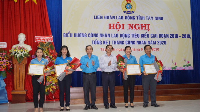 T&acirc;y Ninh: Nhiều s&aacute;ng kiến l&agrave;m lợi hơn 5 tỉ đồng - Ảnh 1.