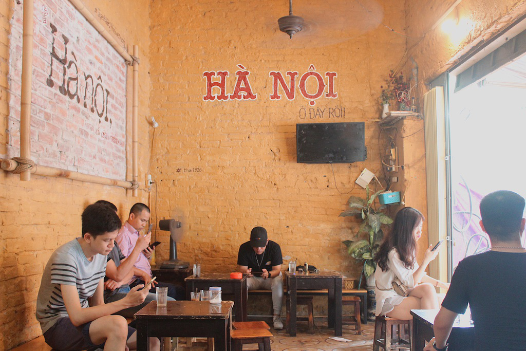 Cà phê rang bằng củi có hương vị như thế nào?