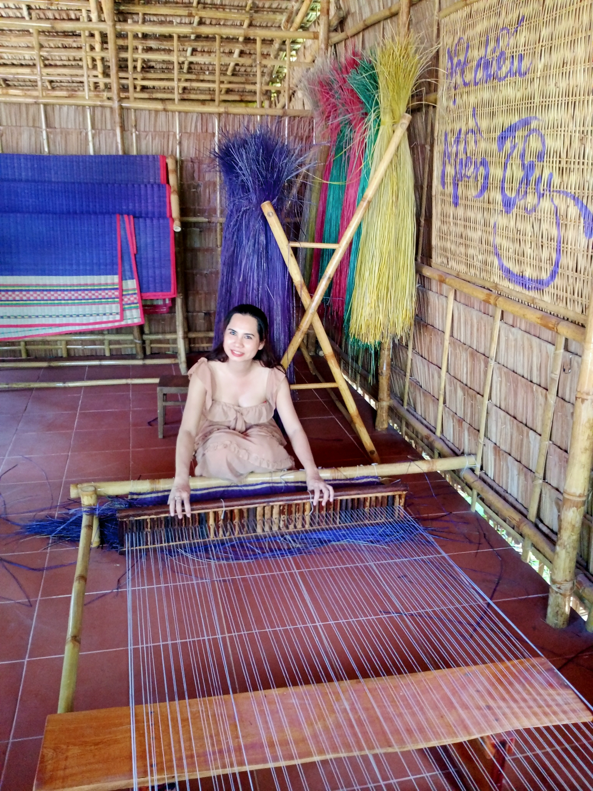 CLIP: Căn nh&agrave; m&agrave;u t&iacute;m ở Cần Thơ &ldquo;đốn tim&rdquo; du kh&aacute;ch - Ảnh 27.