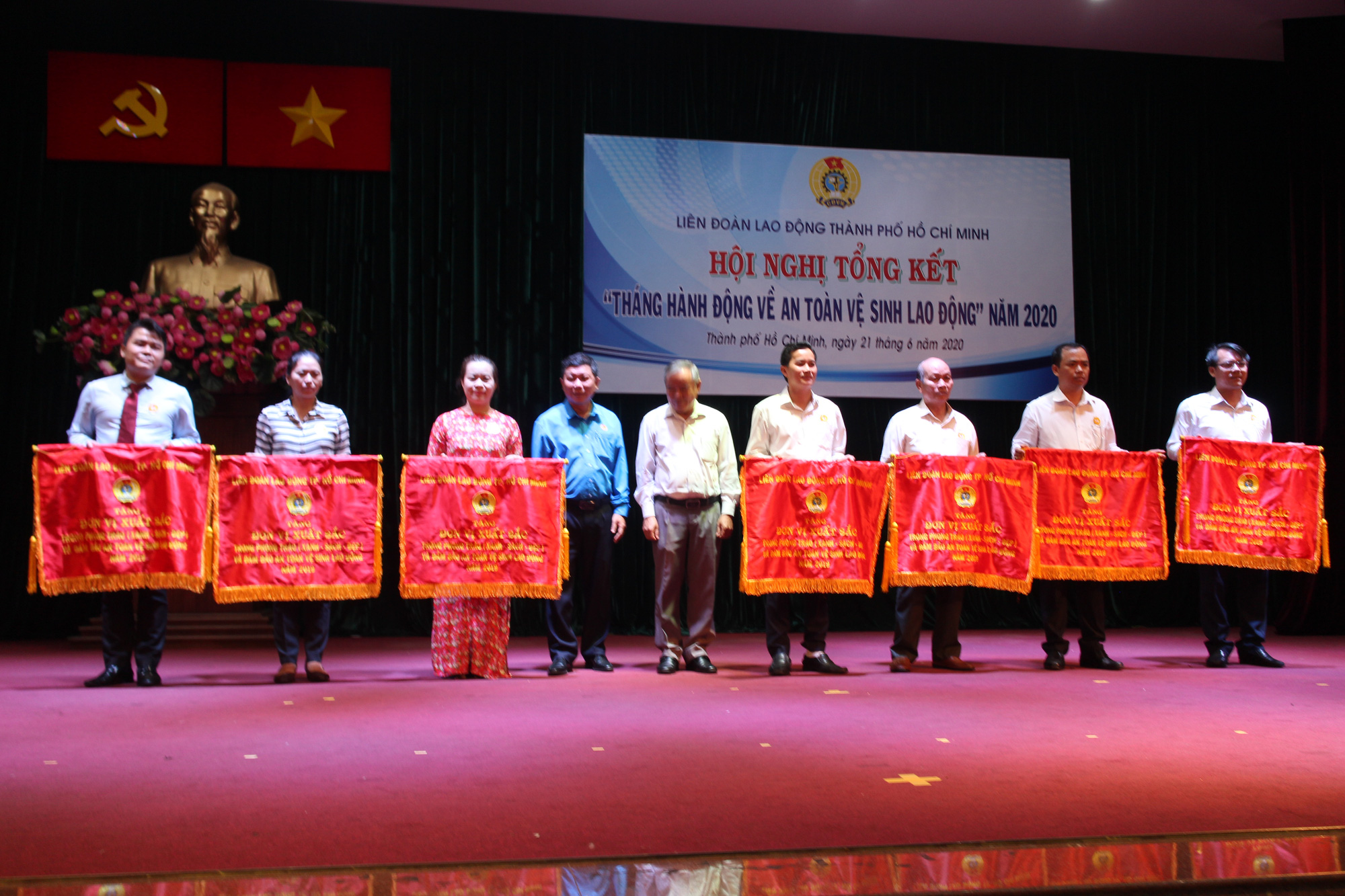 Cải thiện điều kiện lao động tại nơi l&agrave;m việc - Ảnh 2.