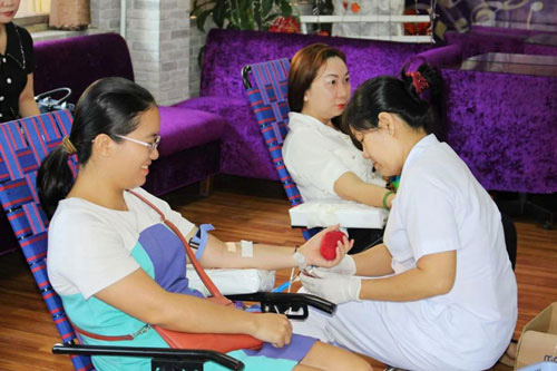 CNVC-LĐ hiến máu cứu người
