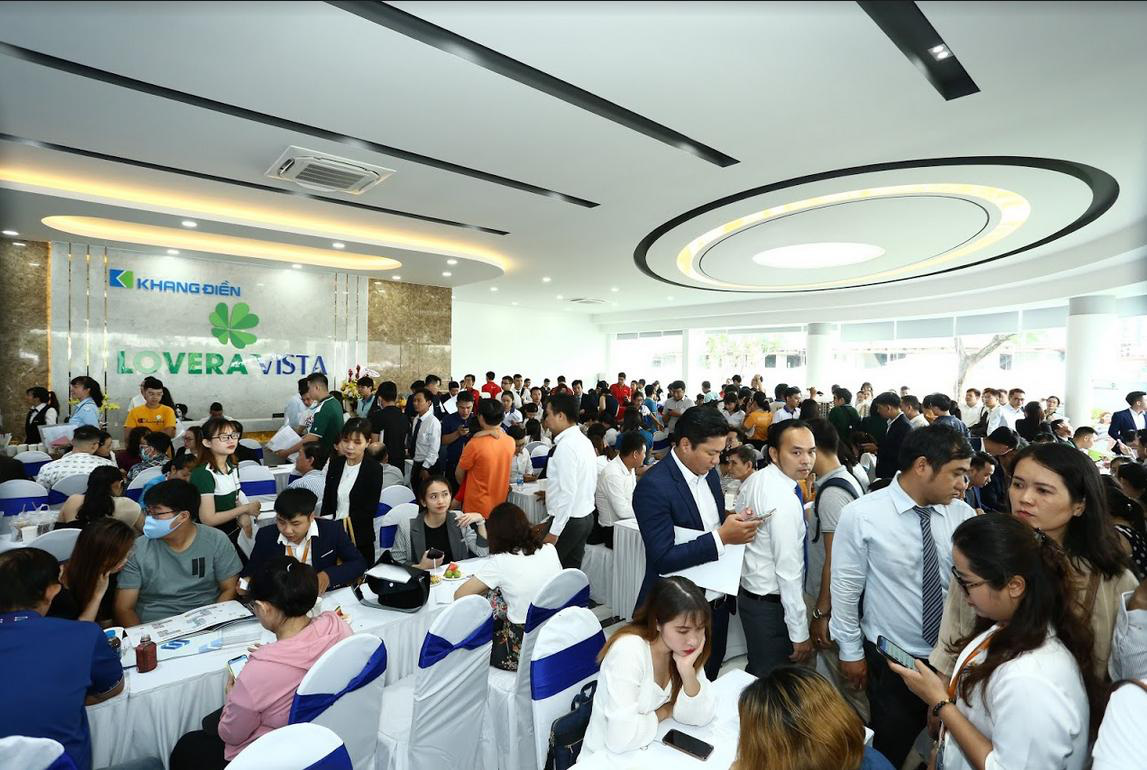 Hơn 400 kh&aacute;ch h&agrave;ng tham dự lễ mở b&aacute;n căn hộ 3 ph&ograve;ng ngủ dự &aacute;n Lovera Vista - Ảnh 1.