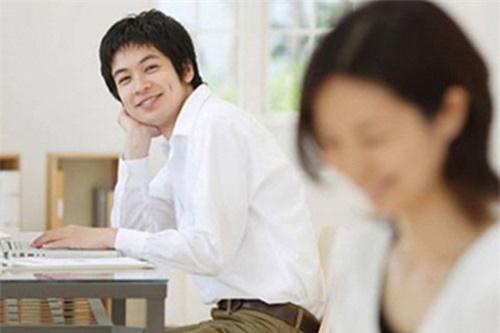 X&uacute;c động trước t&acirc;m sự của người chồng đẹp trai lấy vợ xấu - Ảnh 3.