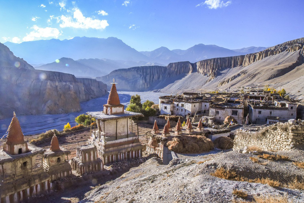 Vương quốc ẩn khuất tr&ecirc;n d&atilde;y Himalaya, nơi phụ nữ lấy nhiều chồng - Ảnh 3.