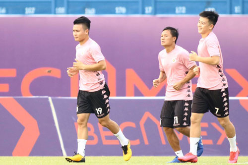 Quang Hải được bảo vệ trước "sóng gió"
