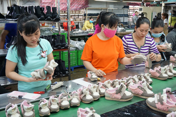 Chưa thể "chốt" lương tối thiểu vùng năm 2021