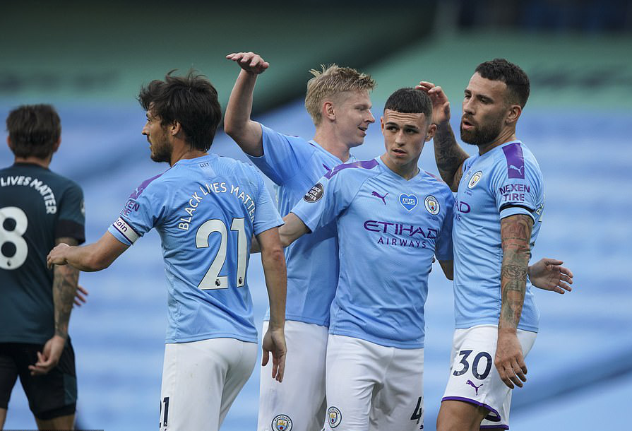 Sao World Cup tỏa sáng, Man City xoa dịu "lò lửa" Etihad