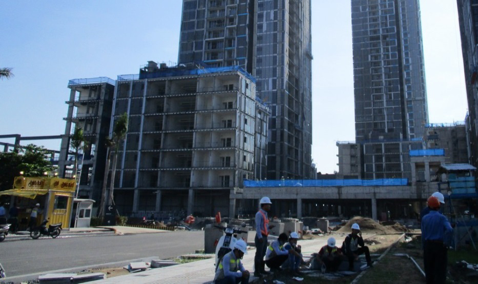 C&agrave; ph&ecirc; &Ocirc;ng Bầu đến c&ocirc;ng trường - Ảnh 8.