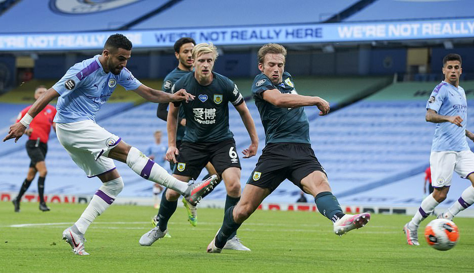 Sao World Cup tỏa s&aacute;ng, Man City xoa dịu l&ograve; lửa Etihad - Ảnh 3.