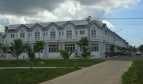 Lo nhà ở cho công nhân thu nhập thấp