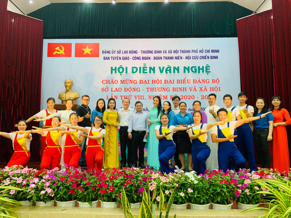 Hội diễn "Mãi mãi niềm tin theo Đảng"