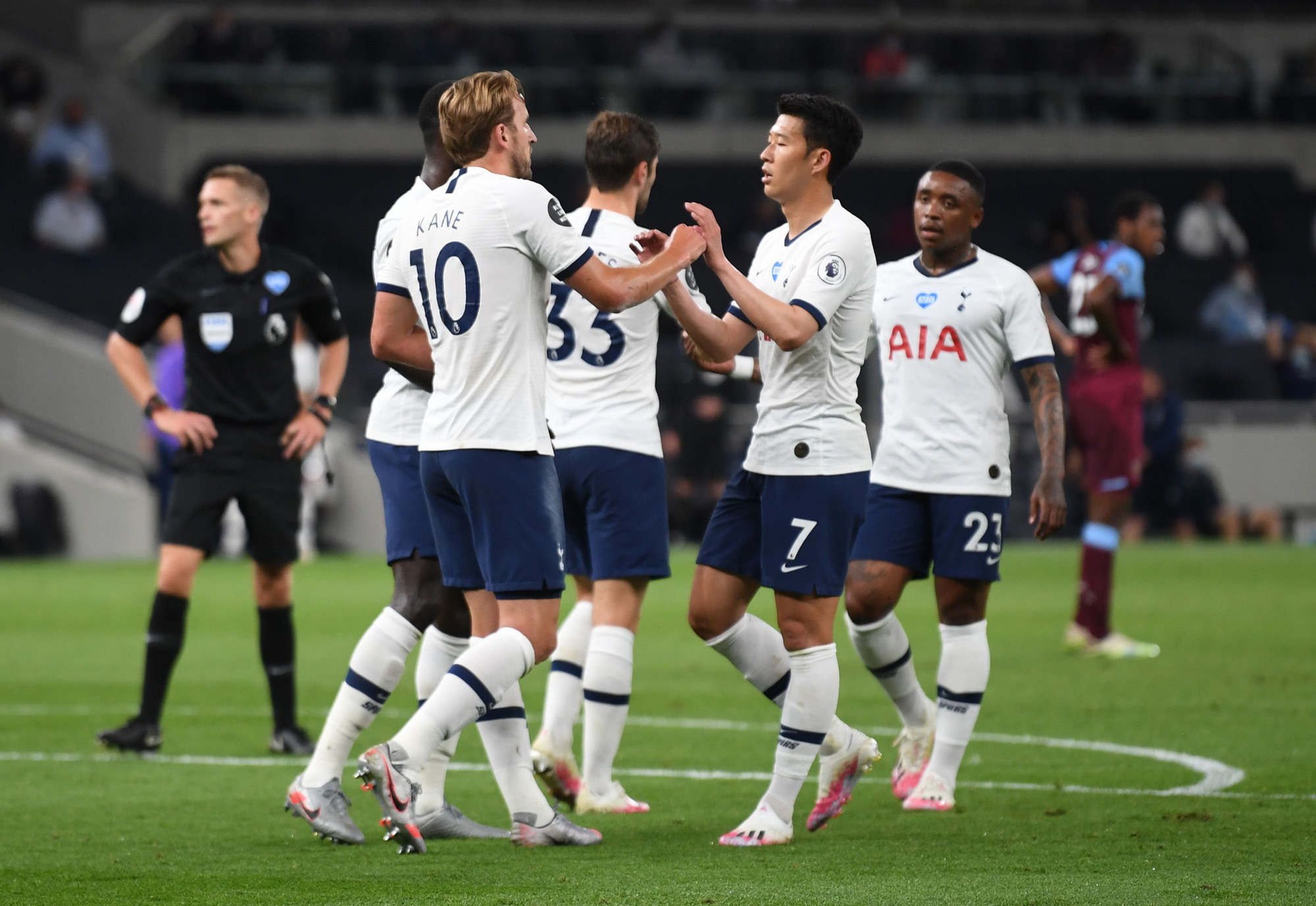 Harry Kane tỏa sáng, Tottenham cảnh báo sân cỏ Ngoại hạng - Ảnh 6.