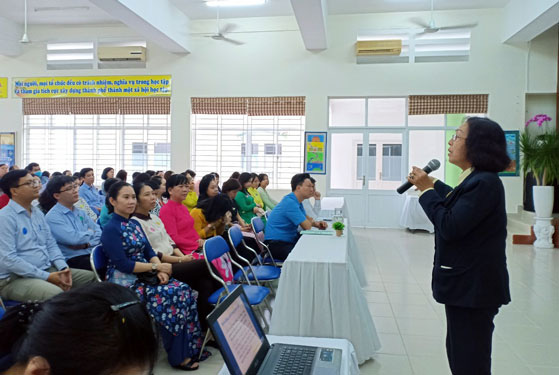 N&acirc;ng cao chất lượng sống lao động nữ - Ảnh 1.
