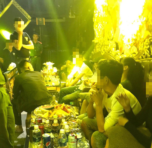 TP HCM: Hàng chục người phê ma tuý trong nhà hàng ở quận 1