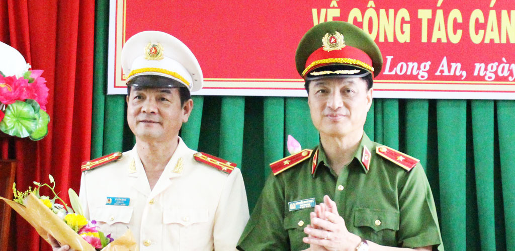 Bộ Công an thông báo quyết định điều động Giám đốc Công an Long An về TP HCM