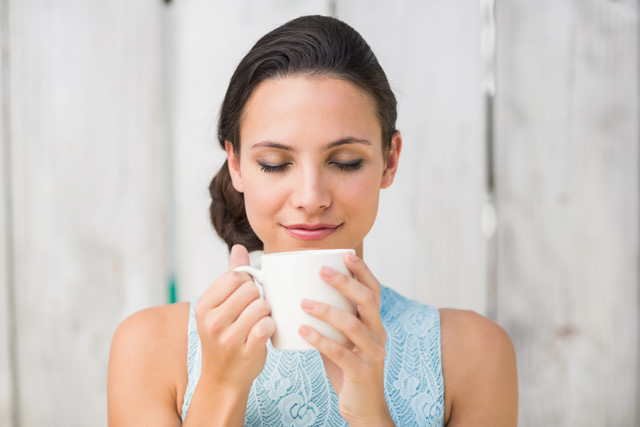 C&oacute; thể bạn chưa biết: Uống nước ấm mỗi ng&agrave;y gi&uacute;p giảm c&acirc;n - Ảnh 2.