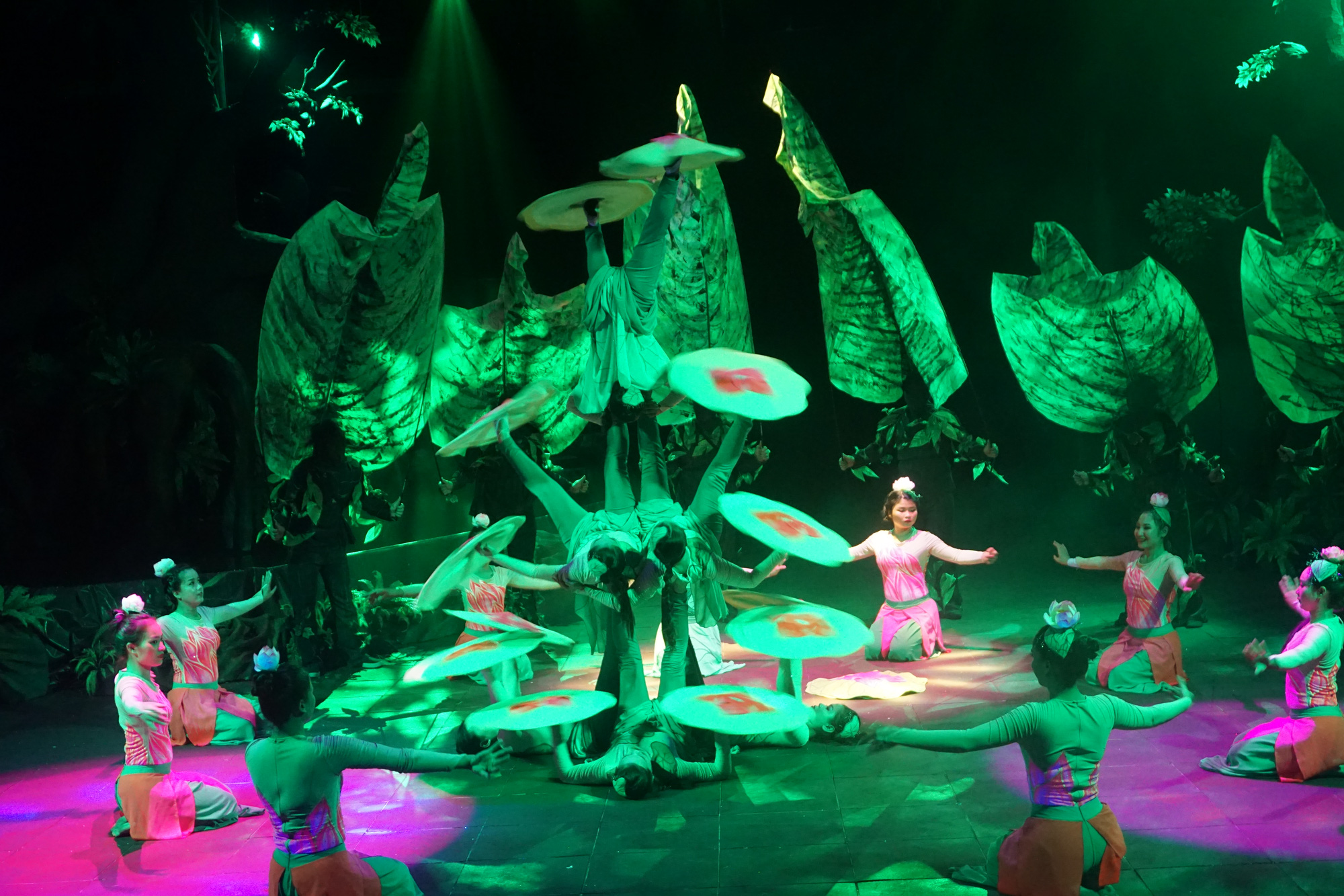 Mãn nhãn với "Mekong show" tại nhà bạt xiếc Gia Định