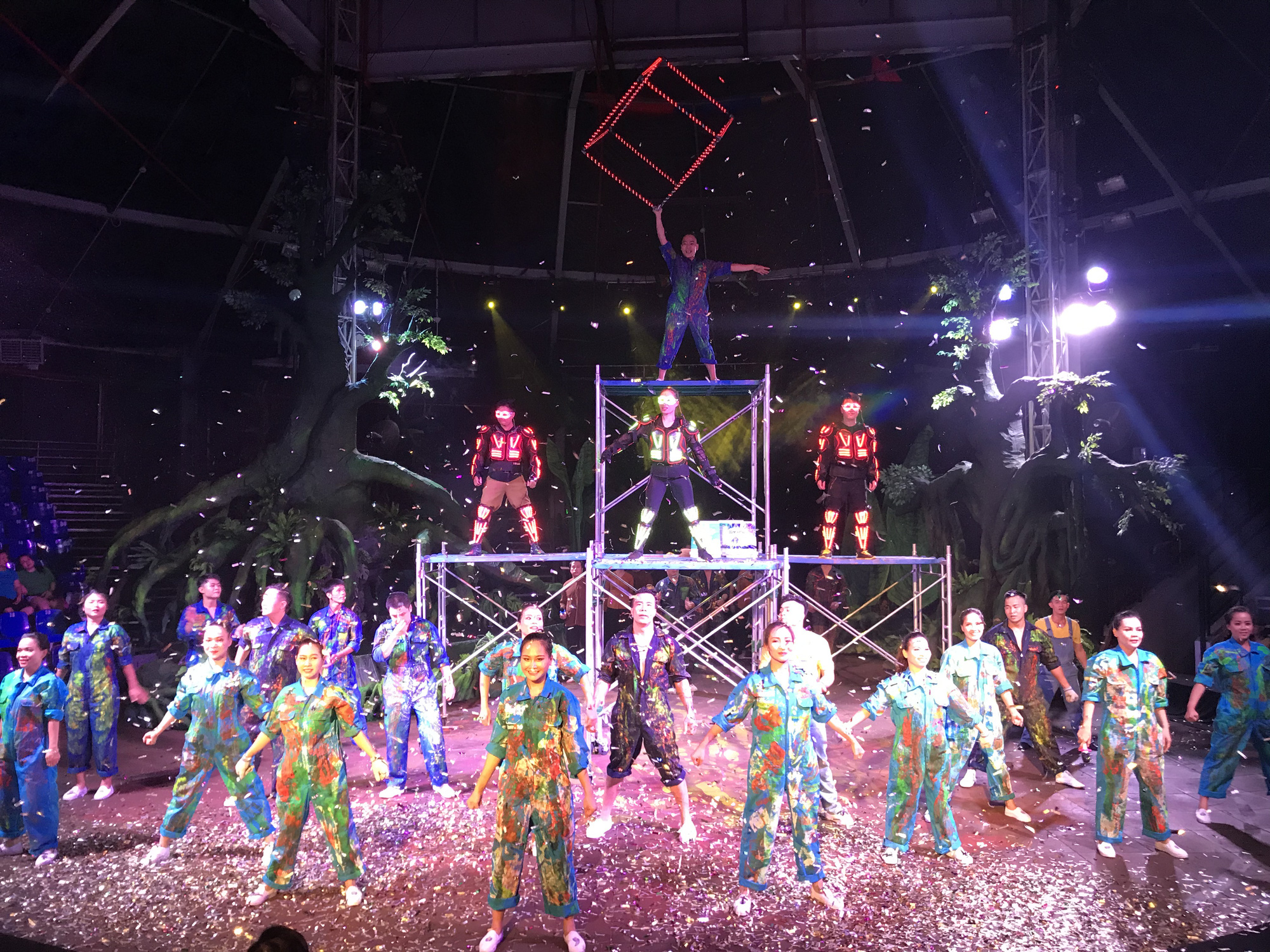 M&atilde;n nh&atilde;n với Mekong show tại nh&agrave; bạt xiếc Gia Định - Ảnh 5.