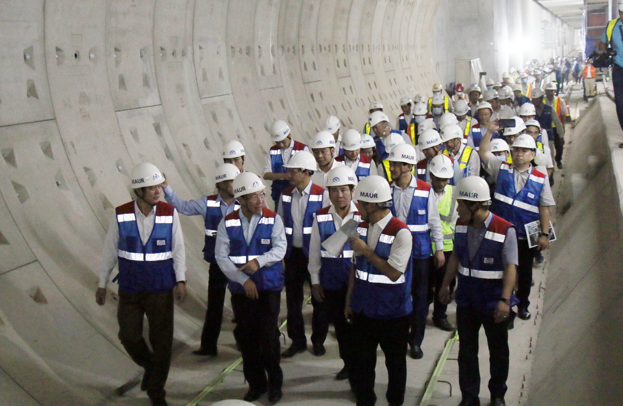 Ph&oacute; Thủ tướng thị s&aacute;t tr&ecirc;n c&ocirc;ng trường metro Bến Th&agrave;nh - Suối Ti&ecirc;n - Ảnh 3.