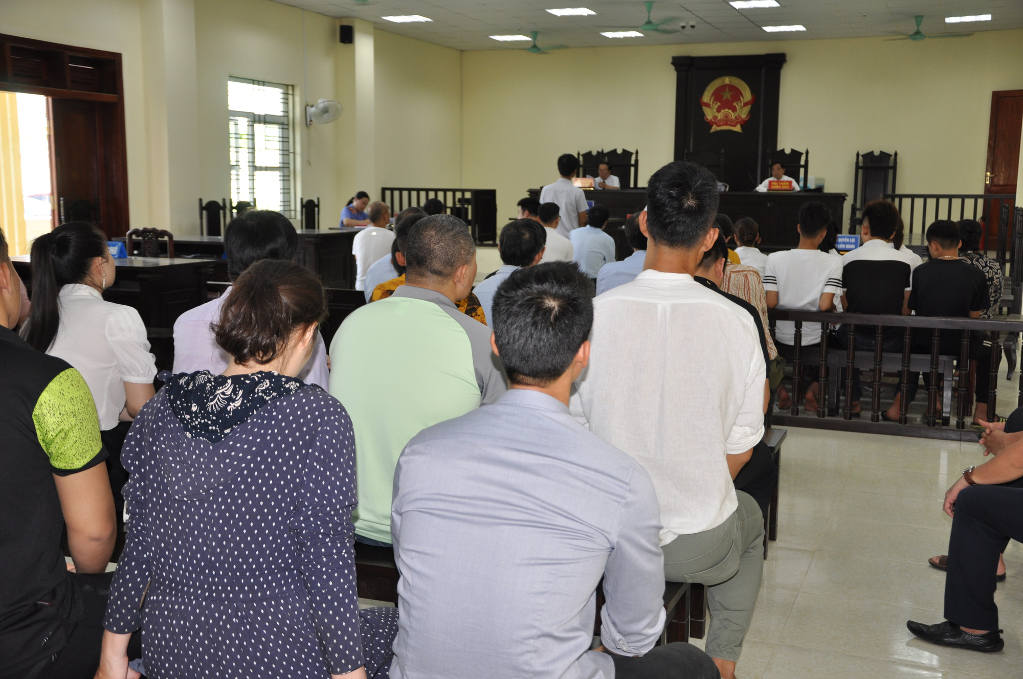 Cựu Phó giám đốc Sở VH-TT-DL Thanh Hóa và thuộc cấp hầu tòa vì gây thất thoát 1,3 tỉ đồng - Ảnh 2.