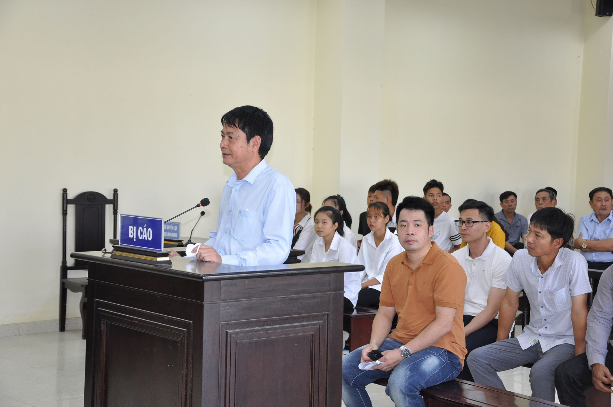Cựu Phó giám đốc Sở VH-TT-DL Thanh Hóa và thuộc cấp hầu tòa vì gây thất thoát 1,3 tỉ đồng