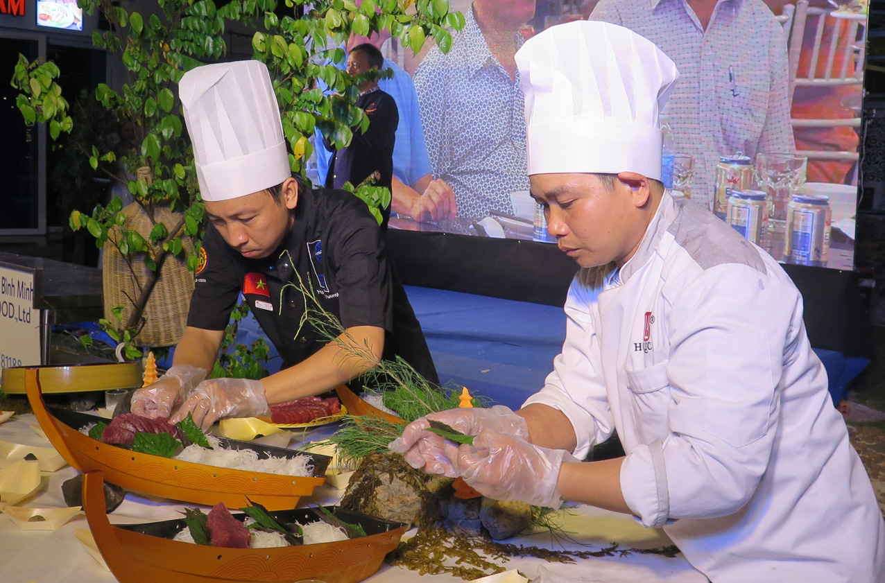 Thưởng thức những món tuyệt vời từ cá ngừ đại dương qua bàn tay các đầu bếp nổi tiếng