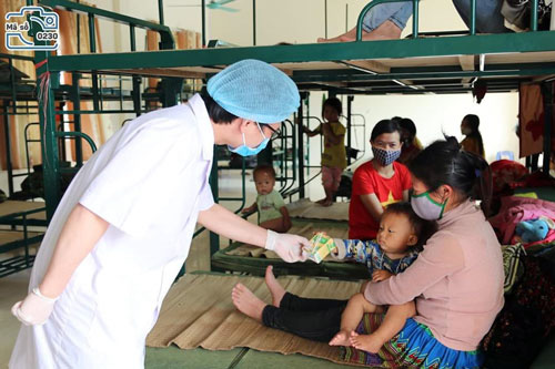 Gần 300 bức ảnh dự thi N&eacute;t đẹp C&ocirc;ng đo&agrave;n v&agrave; người lao động ng&agrave;nh y tế - Ảnh 1.