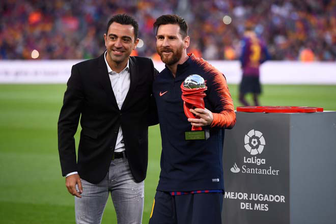 Messi chống đối HLV Setien, Barcelona chuẩn bị thay tướng