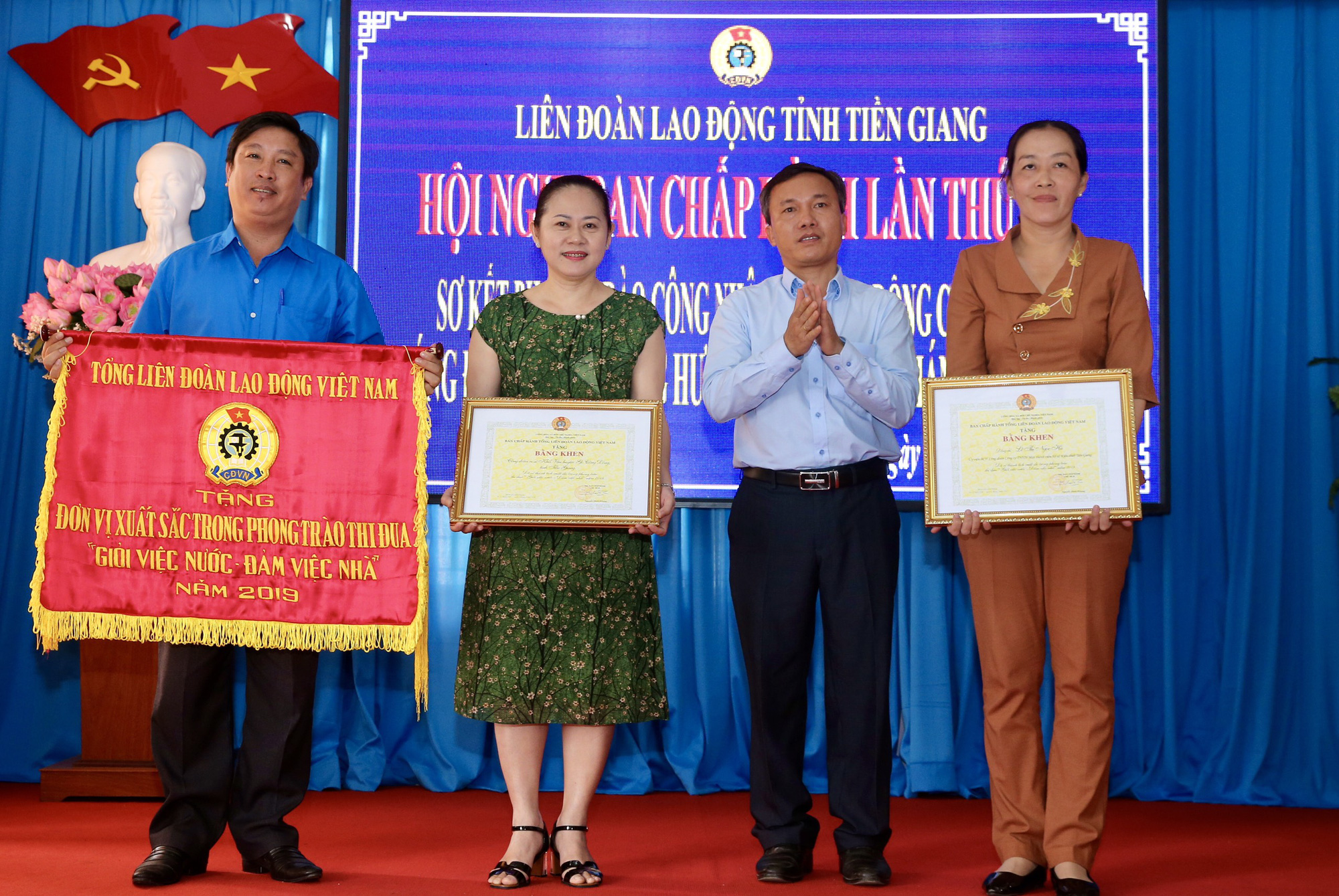 LĐLĐ tỉnh Tiền Giang xây dựng 26 căn “Mái ấm Công đoàn”