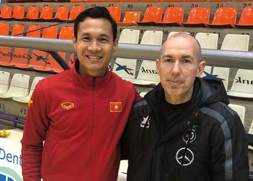 Bảo Quân ươm mầm futsal cho Cao Bằng