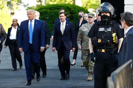 Vợ con Tổng thống Trump phản đối vụ sát hại người da màu