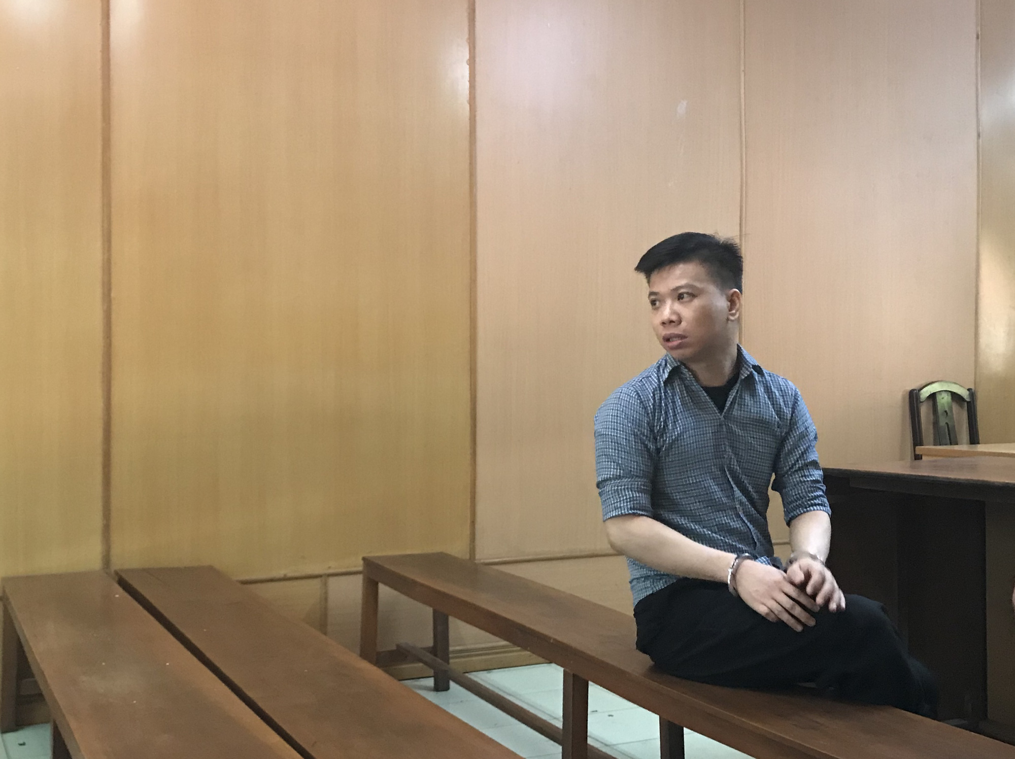 Bị dối gạt, nam thanh ni&ecirc;n rắp t&acirc;m l&agrave;m c&agrave;n - Ảnh 1.