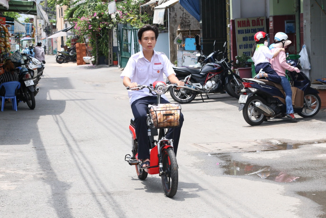 Thức uống giải nhiệt ngày hè từ trà xanh khiến giới trẻ thích mê - Ảnh 1.