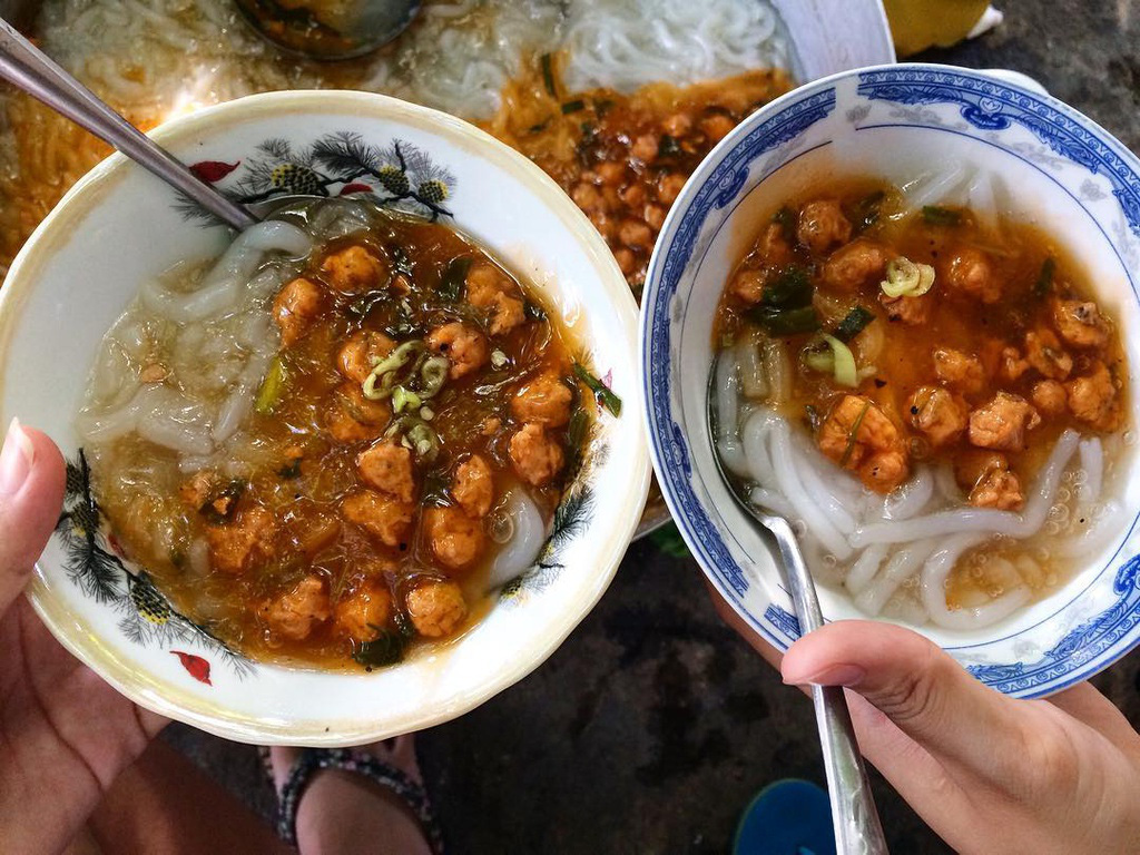 Ăn g&igrave; khi bạn chỉ c&oacute; một ng&agrave;y ở Huế? - Ảnh 3.