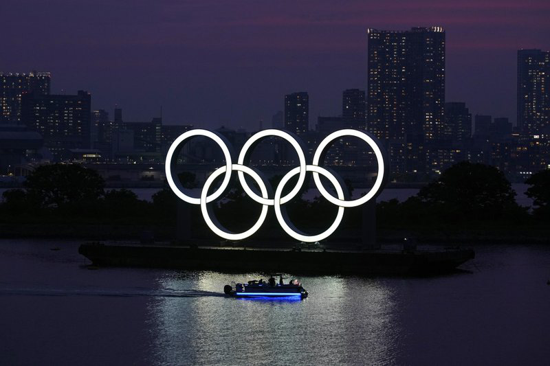 Nhật Bản mất h&agrave;ng tỉ USD v&igrave; ho&atilde;n Olympic 2020 - Ảnh 1.