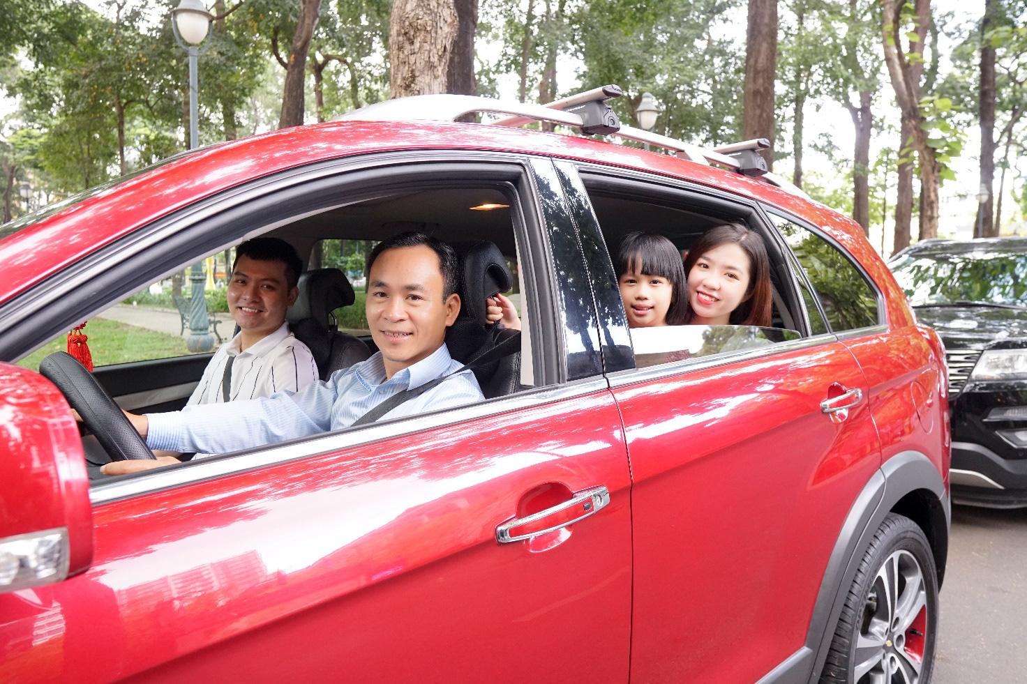 Trải nghiệm xe du lịch riêng với hướng dẫn viên chuyên nghiệp kiêm tài xế