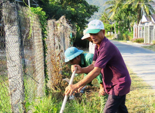 Năng nổ như &ocirc;ng Nguyễn Xu&acirc;n Định ở Kh&aacute;nh H&ograve;a - Ảnh 1.