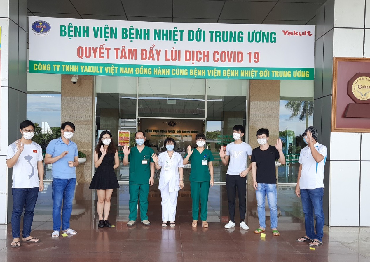 Thêm 6 người mắc Covid-19 khỏi bệnh, Việt Nam còn bao nhiêu ca dương tính?
