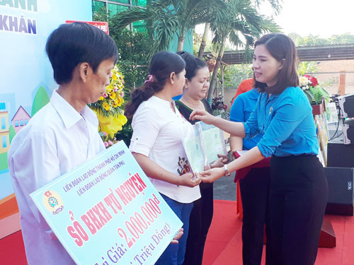 Tiếp thêm động lực cho người lao động