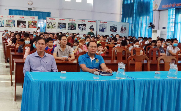Phổ biến kiến thức an toàn lao động cho CNVC-LĐ