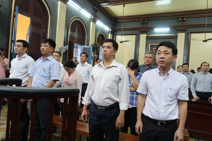 Khởi tố nguyên Phó cục trưởng Cục Quản lý dược Bộ Y tế