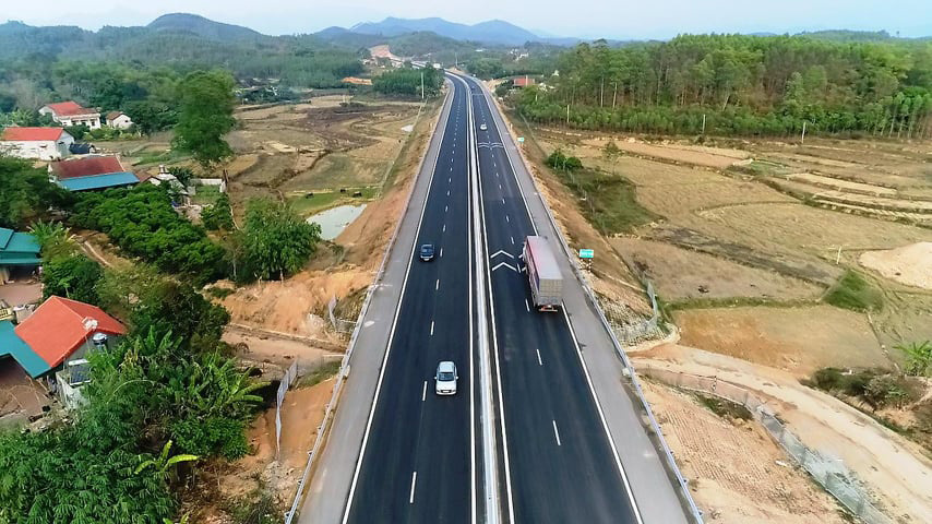 Giám sát chặt khi đầu tư công cao tốc Bắc - Nam