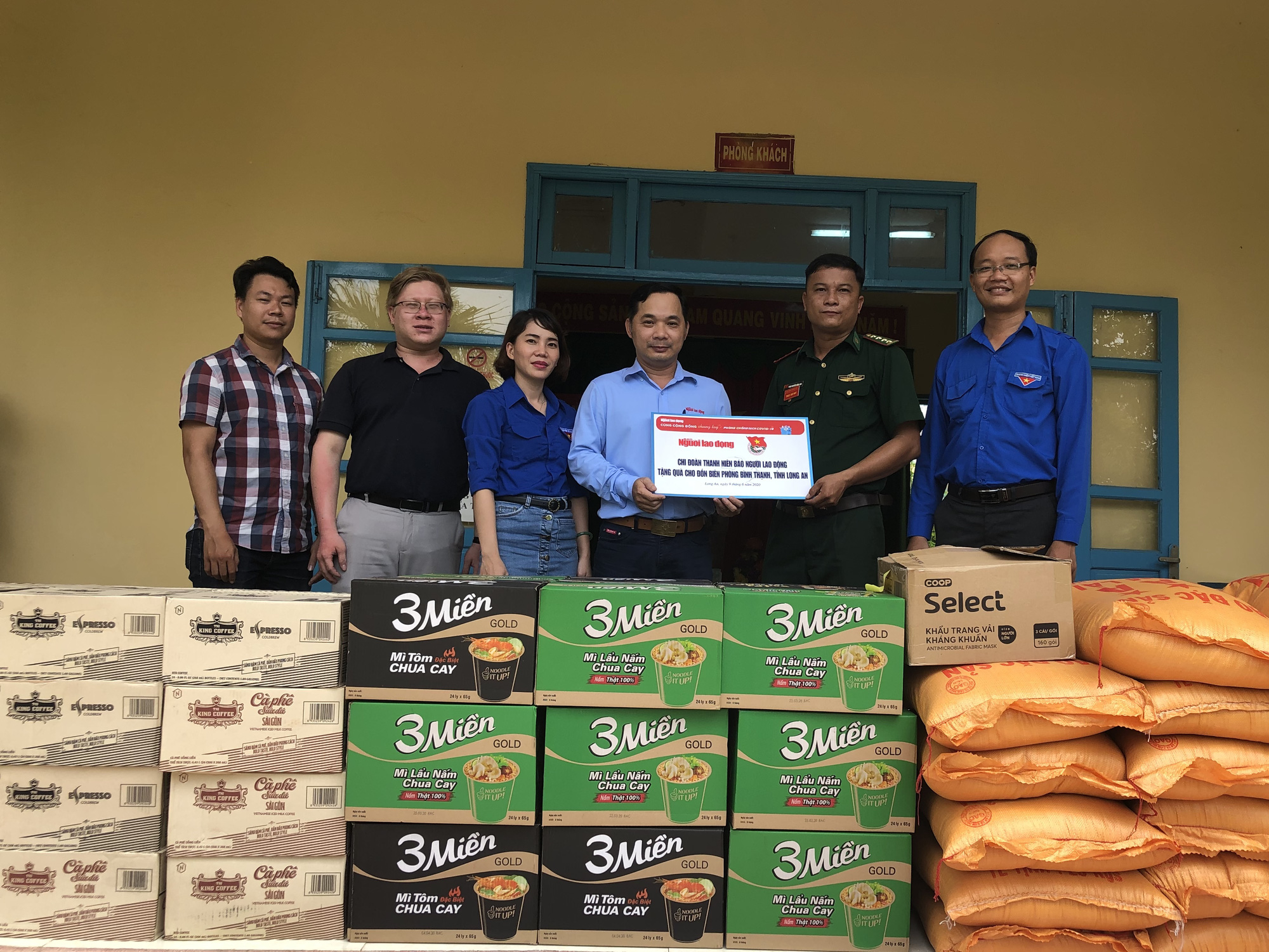 Báo Người Lao Động "tiếp sức" vùng biên giới Tây Nam phòng chống dịch Covid-19