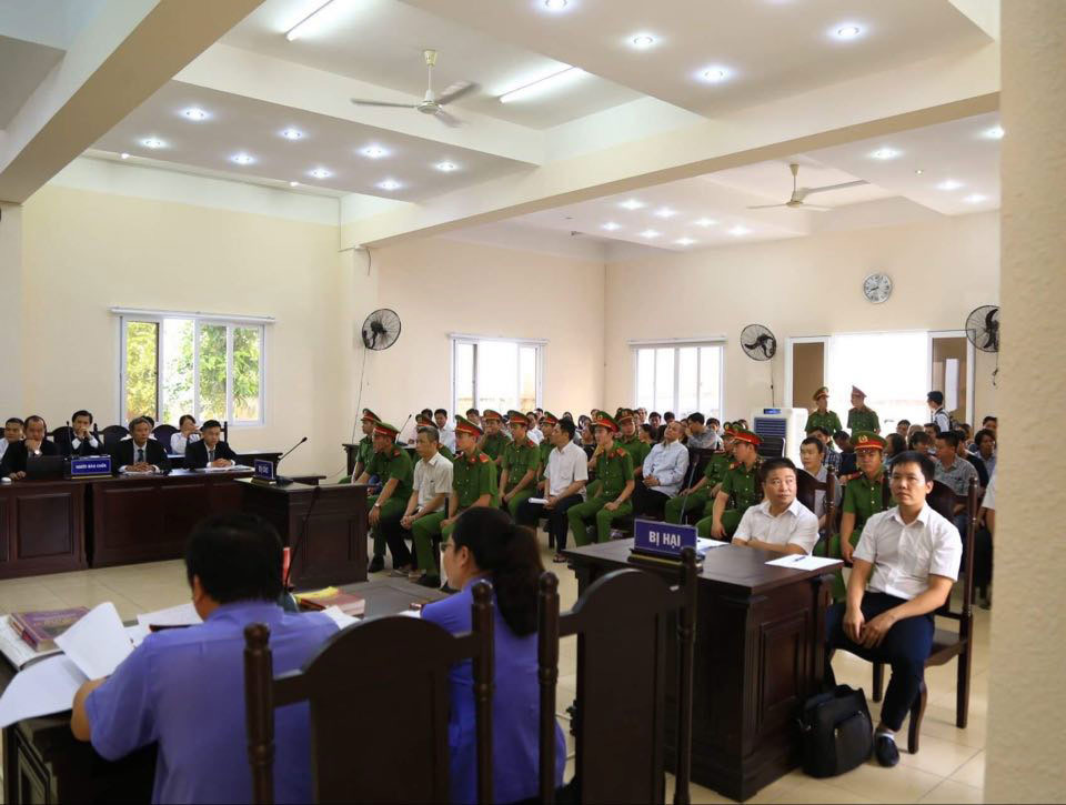 Lập lờ giữa hình sự và dân sự trong nhiều vụ án