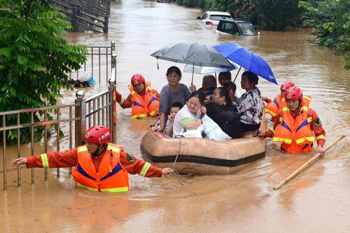 &ldquo;Cơn &aacute;c mộng&rdquo; mưa lũ đeo b&aacute;m Trung Quốc - Ảnh 1.