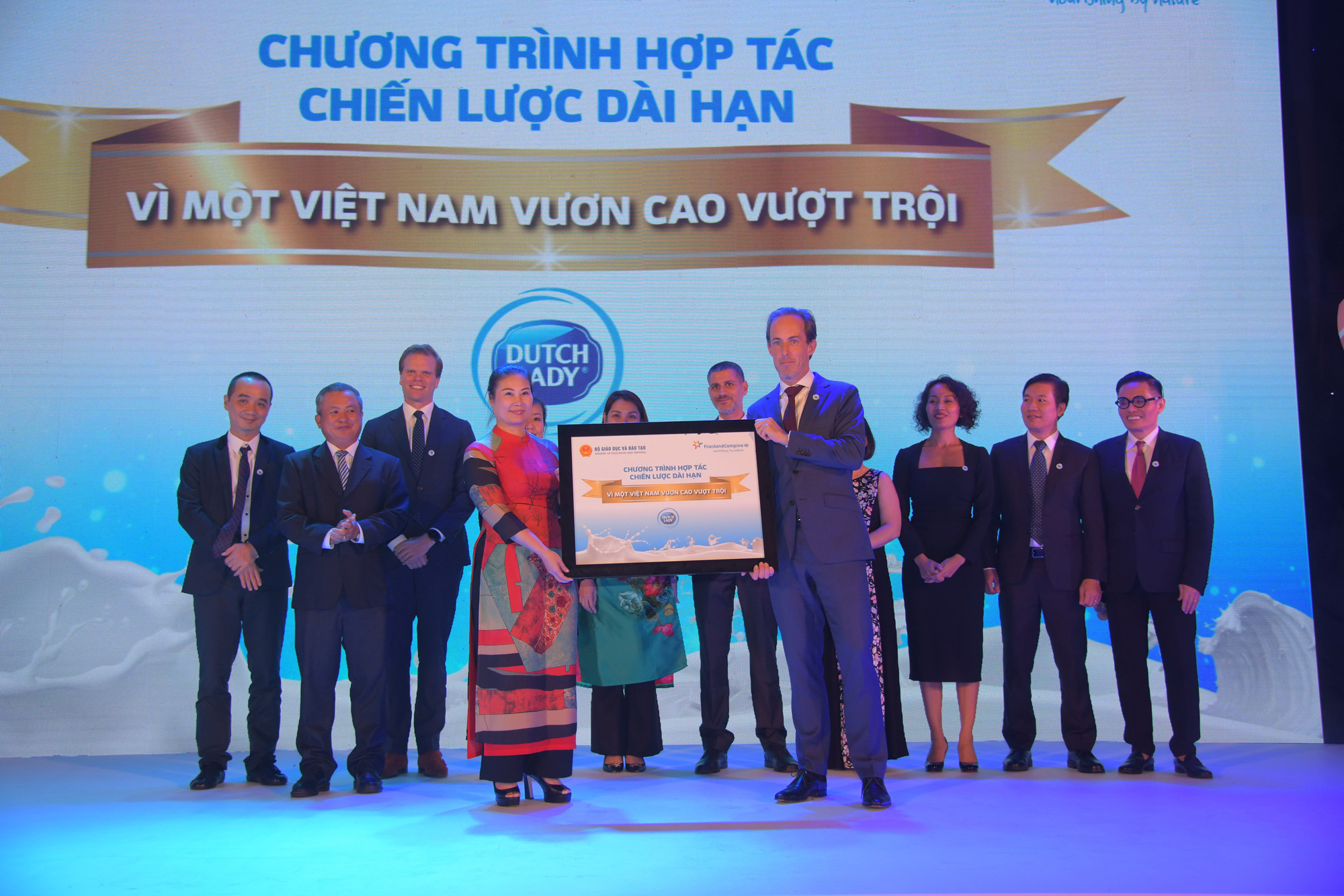 FrieslandCampina Việt Nam ph&aacute;t triển vượt bật tại Việt Nam - Ảnh 2.