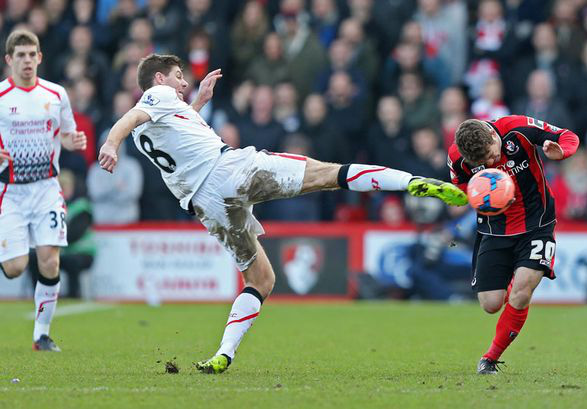 Tiết lộ sốc về 4 mũi khâu "cậu nhỏ" ám ảnh cuộc đời Steven Gerrard