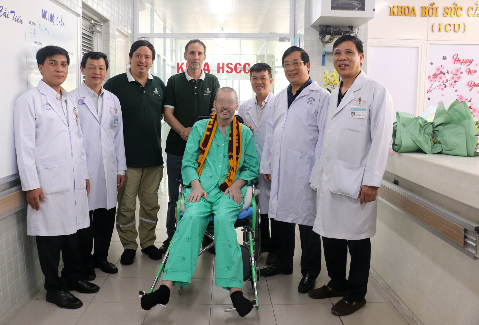 CDC Mỹ chúc mừng Bệnh viện Chợ Rẫy điều trị thành công phi công người Anh